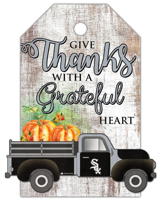 Fan Creations Holiday Home Decor Chicago White Sox Gift Tag and Truck 11x19