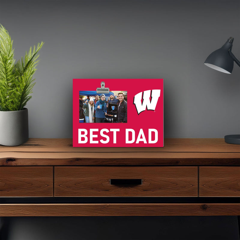 Load image into Gallery viewer, Fan Creations Best Dad NCAA University of Wisconsin Clip Frame
