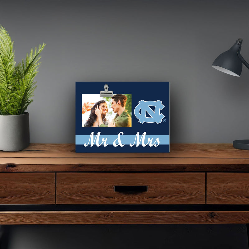 Load image into Gallery viewer, Fan Creations Brightline Mr. and Mrs. NCAA University of North Carolina at Chapel Hill Clip Frame
