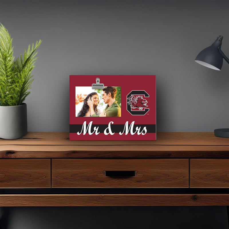 Load image into Gallery viewer, Fan Creations Brightline Mr. and Mrs. NCAA University of South Carolina Clip Frame
