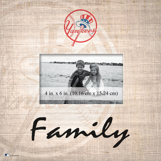 Fan Creations Home Decor New York Yankees  Family Frame