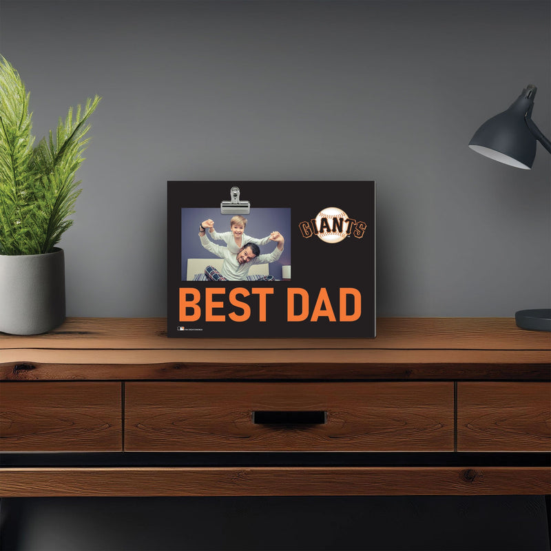 Load image into Gallery viewer, Fan Creations Best Dad MLB San Francisco Giants Clip Frame
