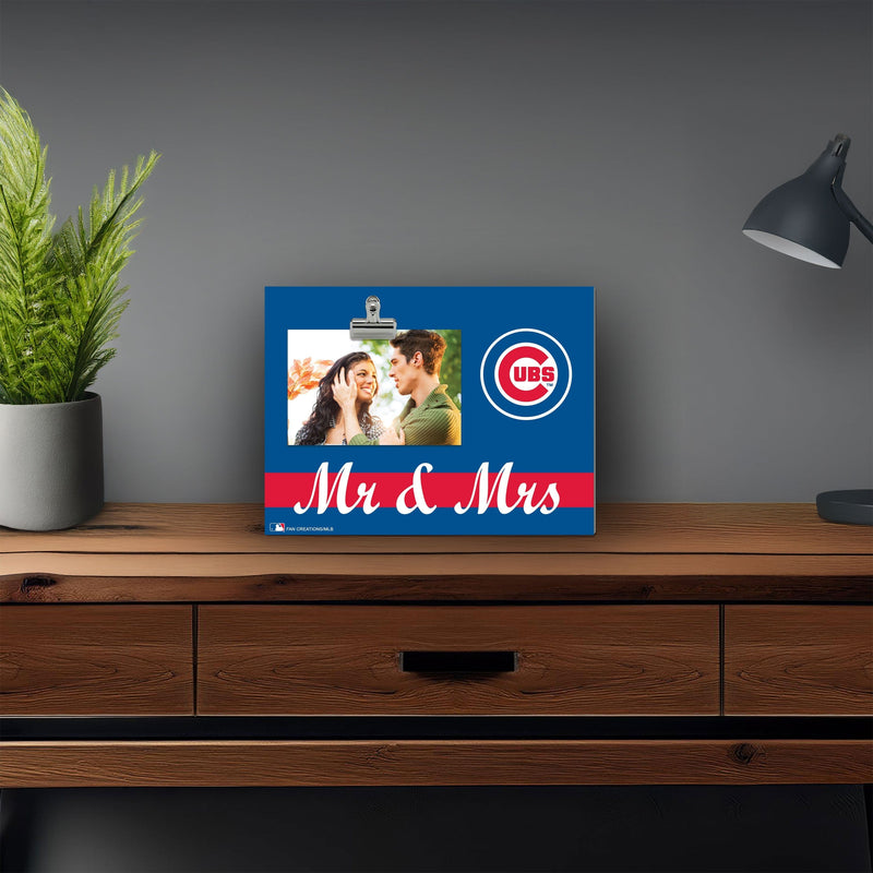 Load image into Gallery viewer, Fan Creations Brightline Mr. and Mrs. MLB Chicago Cubs Clip Frame
