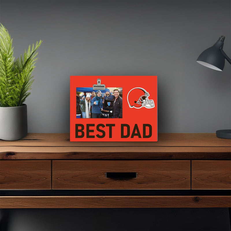 Load image into Gallery viewer, Fan Creations Best Dad NFL Cleveland Browns Clip Frame
