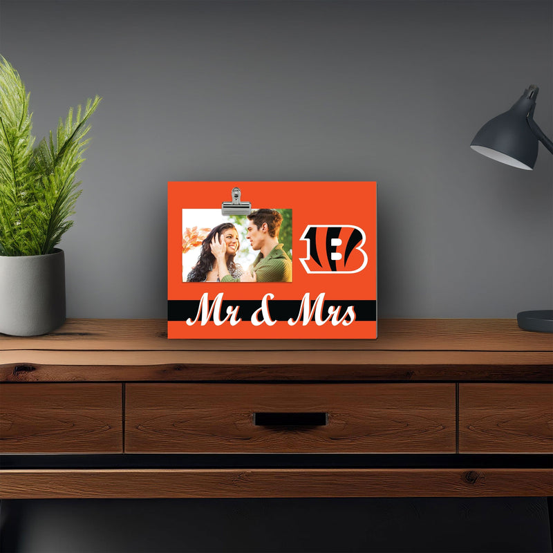 Load image into Gallery viewer, Fan Creations Brightline Mr. and Mrs. NFL Cincinnati Bengals Clip Frame
