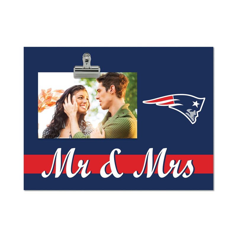 Load image into Gallery viewer, Fan Creations Brightline Mr. and Mrs. NFL New England Patriots Clip Frame
