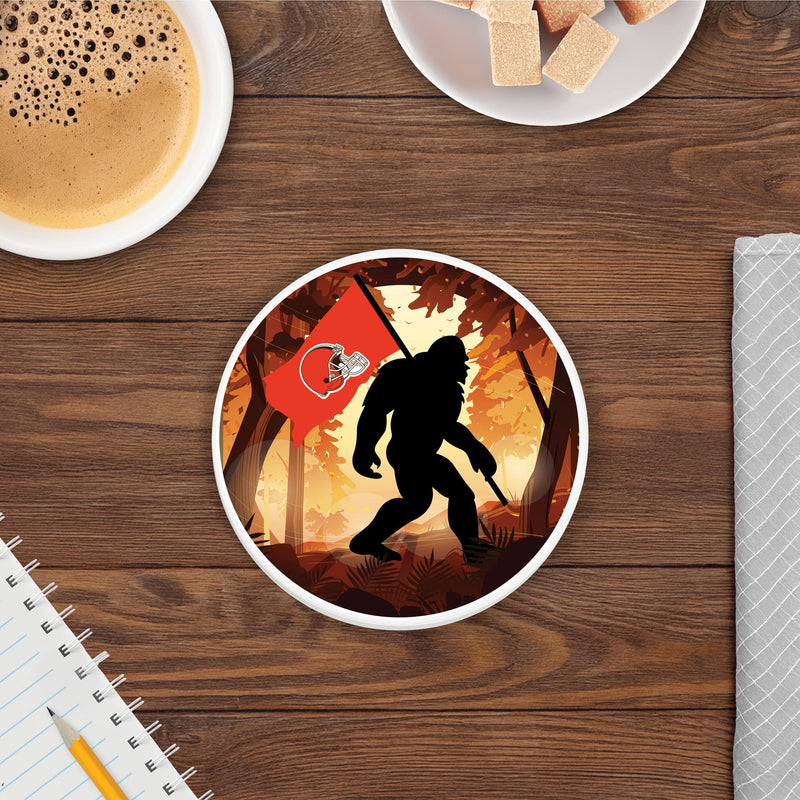 Load image into Gallery viewer, Fan Creations NFL Cleveland Browns - 4 inch Ceramic Big Foot Flag Car Coaster
