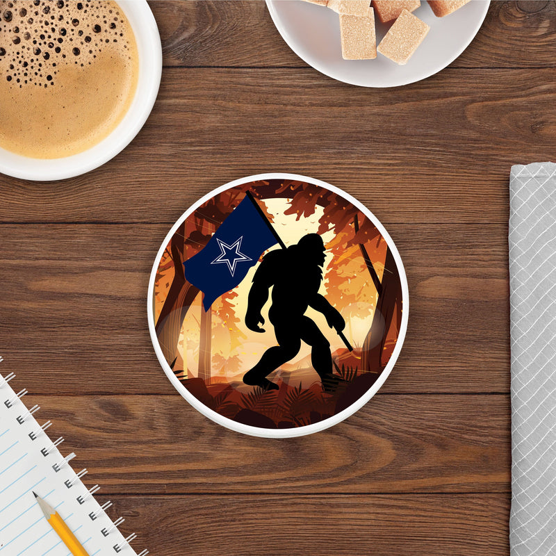Load image into Gallery viewer, Fan Creations NFL Dallas Cowboys - 4 inch Ceramic Big Foot Flag Car Coaster
