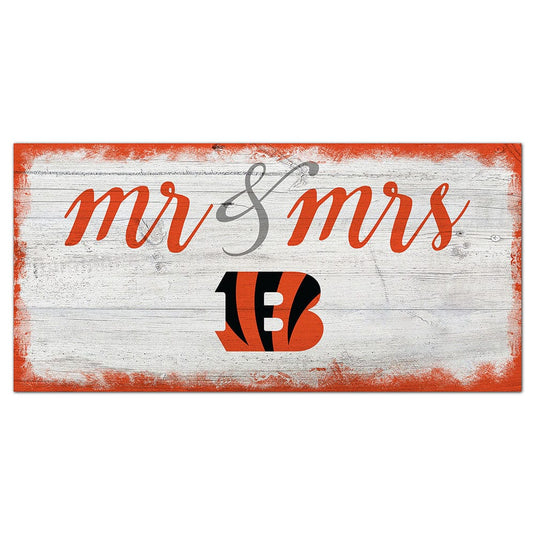 Fan Creations 6x12 Horizontal Cincinnati Bengals Script Mr & Mrs 6x12 Sign