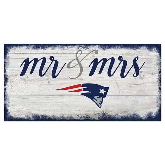 Fan Creations 6x12 Horizontal New England Patriots Script Mr & Mrs 6x12 Sign