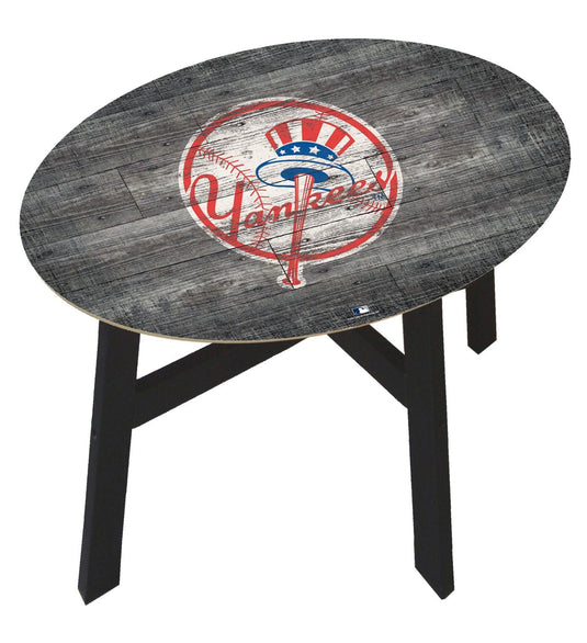 Fan Creations Home Decor New York Yankees  Distressed Wood Side Table